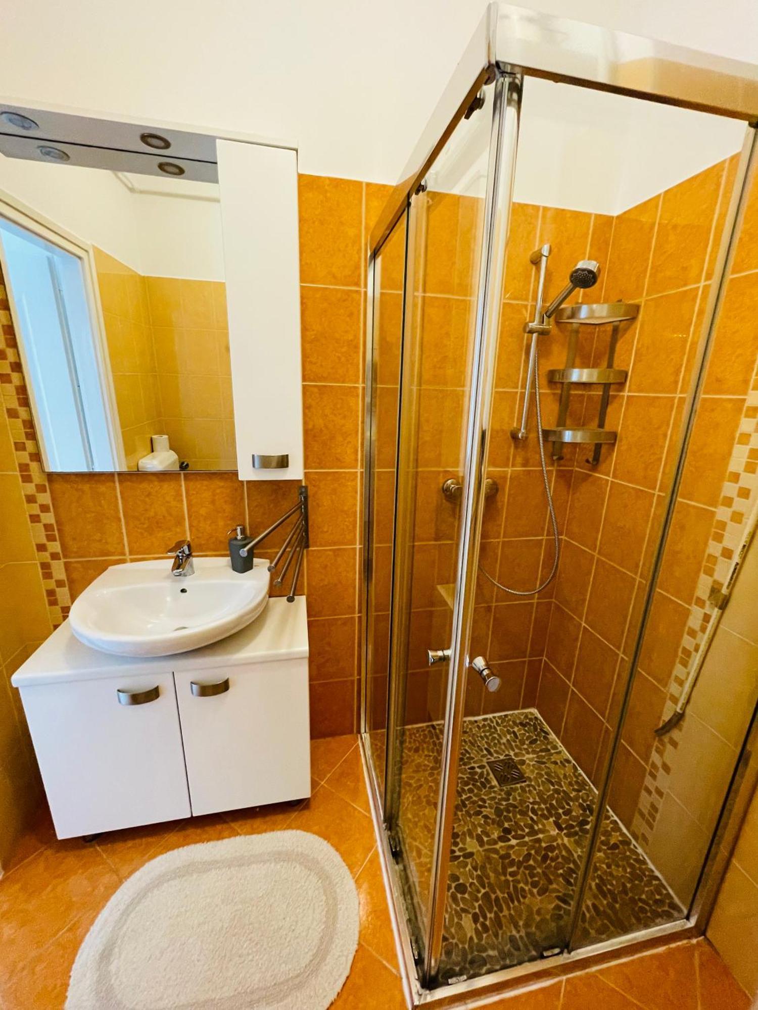 Gold Apartman Nagykanizsa Exteriör bild